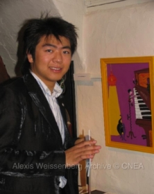 Lang Lang at Alexis Weissenberg Collages Exhibition in Paris 2005