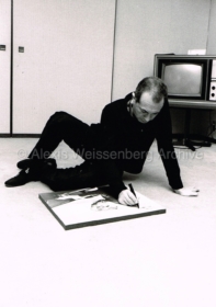 1970 Signing an autograph in Japan